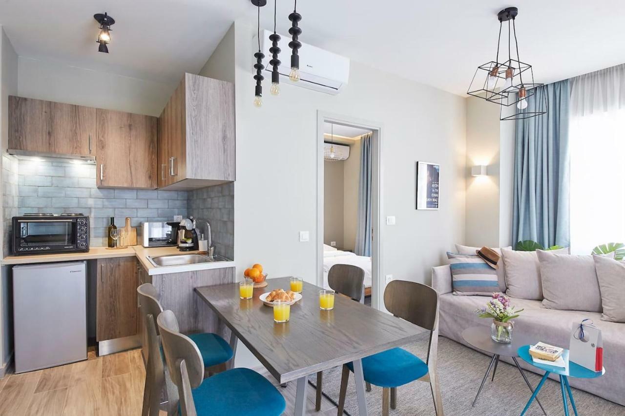 Spacious Suite W. Huge Balcony + Acropolis View Athens Exterior photo